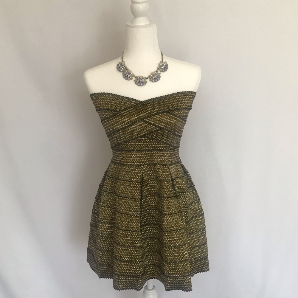 Agaci Black/Gold Homecoming Party Dress M